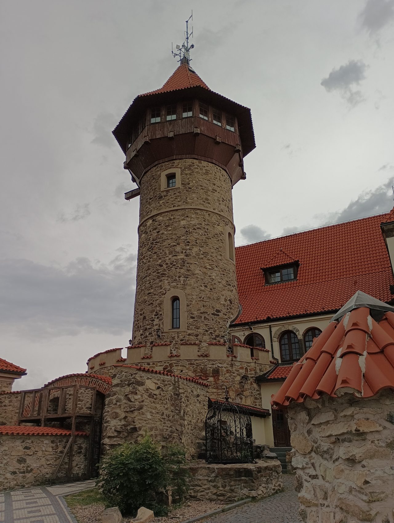 Hněvín