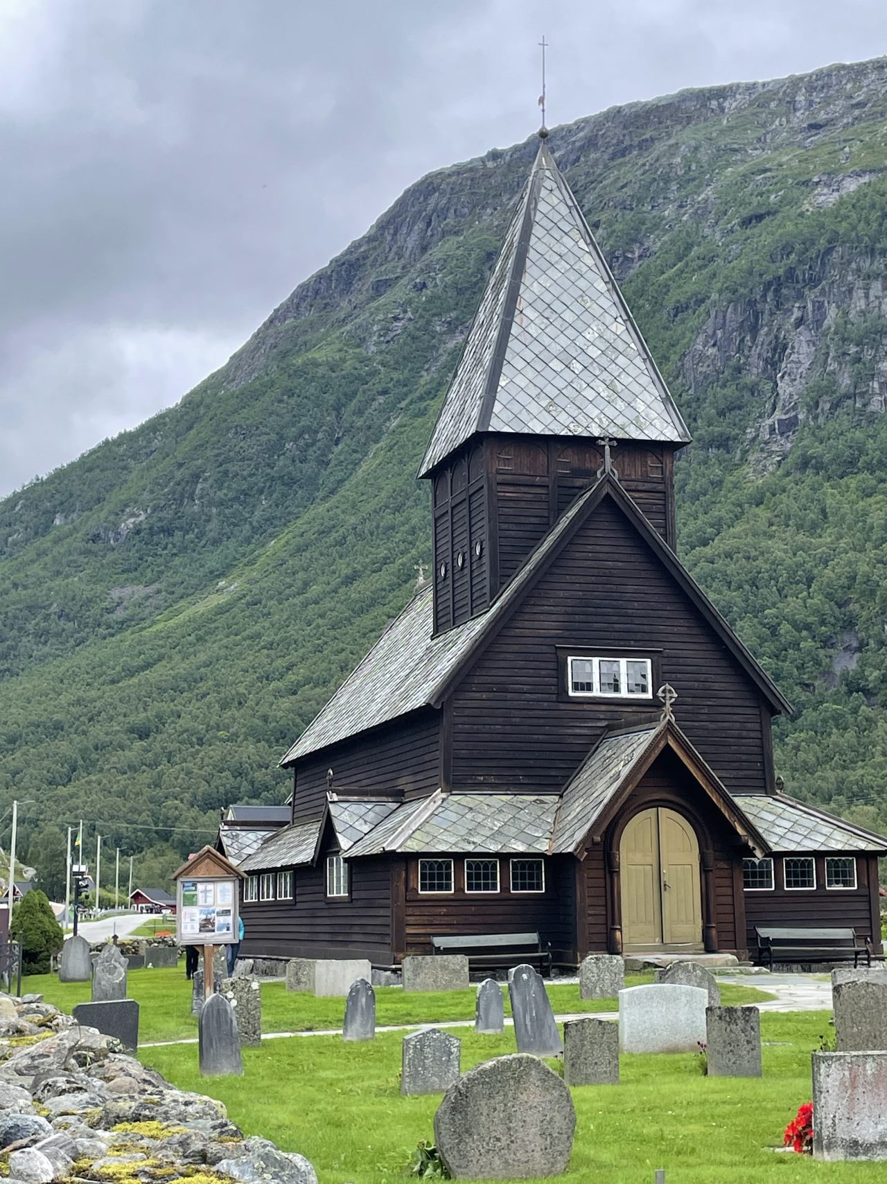 Røldal stave church
