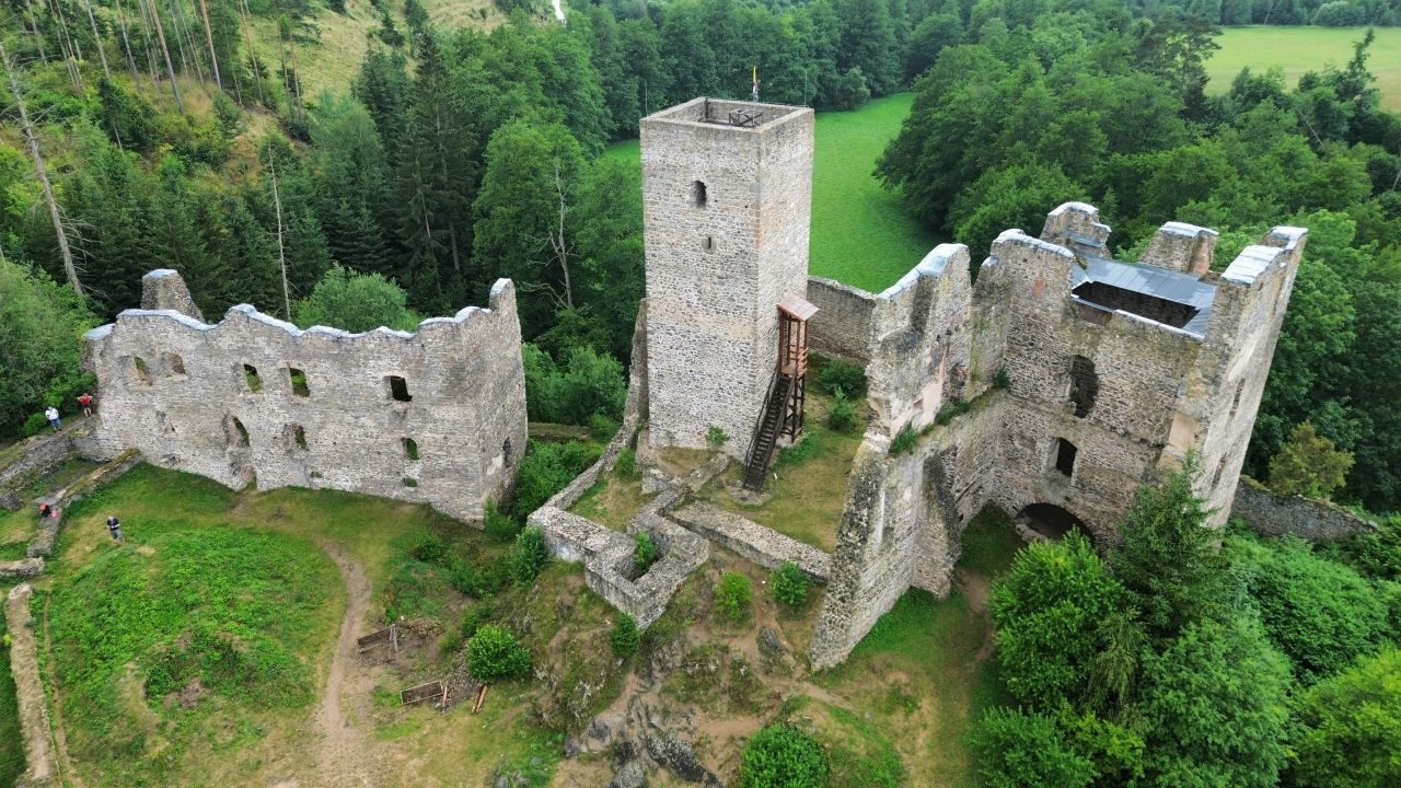 Zřícenina hradu Rokštejn
